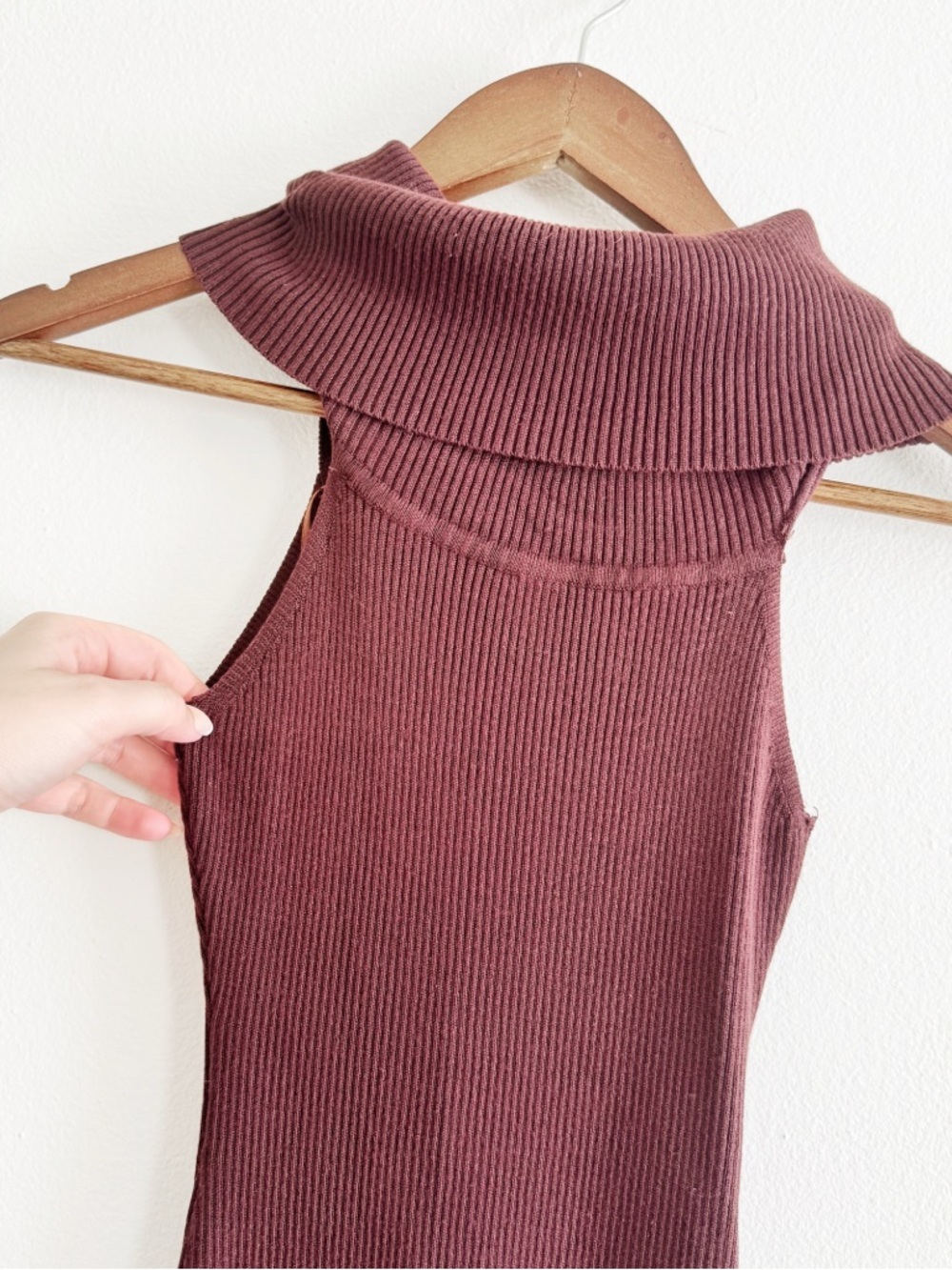Windsor Brown Sleeveless Knit Turtleneck midi dress large - Picture 3 of 5